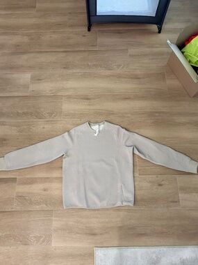 Lululemon Women's Long Sleeve Tan Shirt